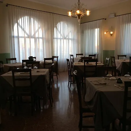 Fini Hotel