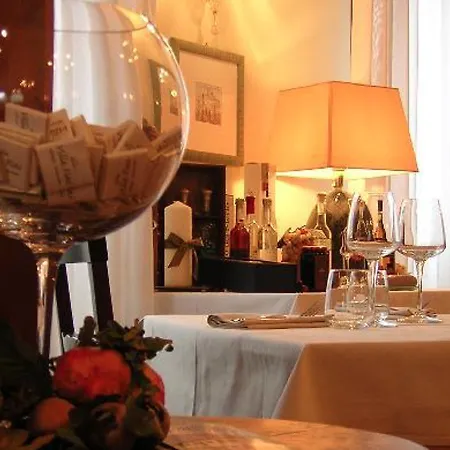 Fini Hotel